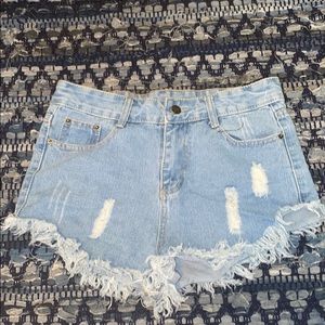 Cut off jean shorts